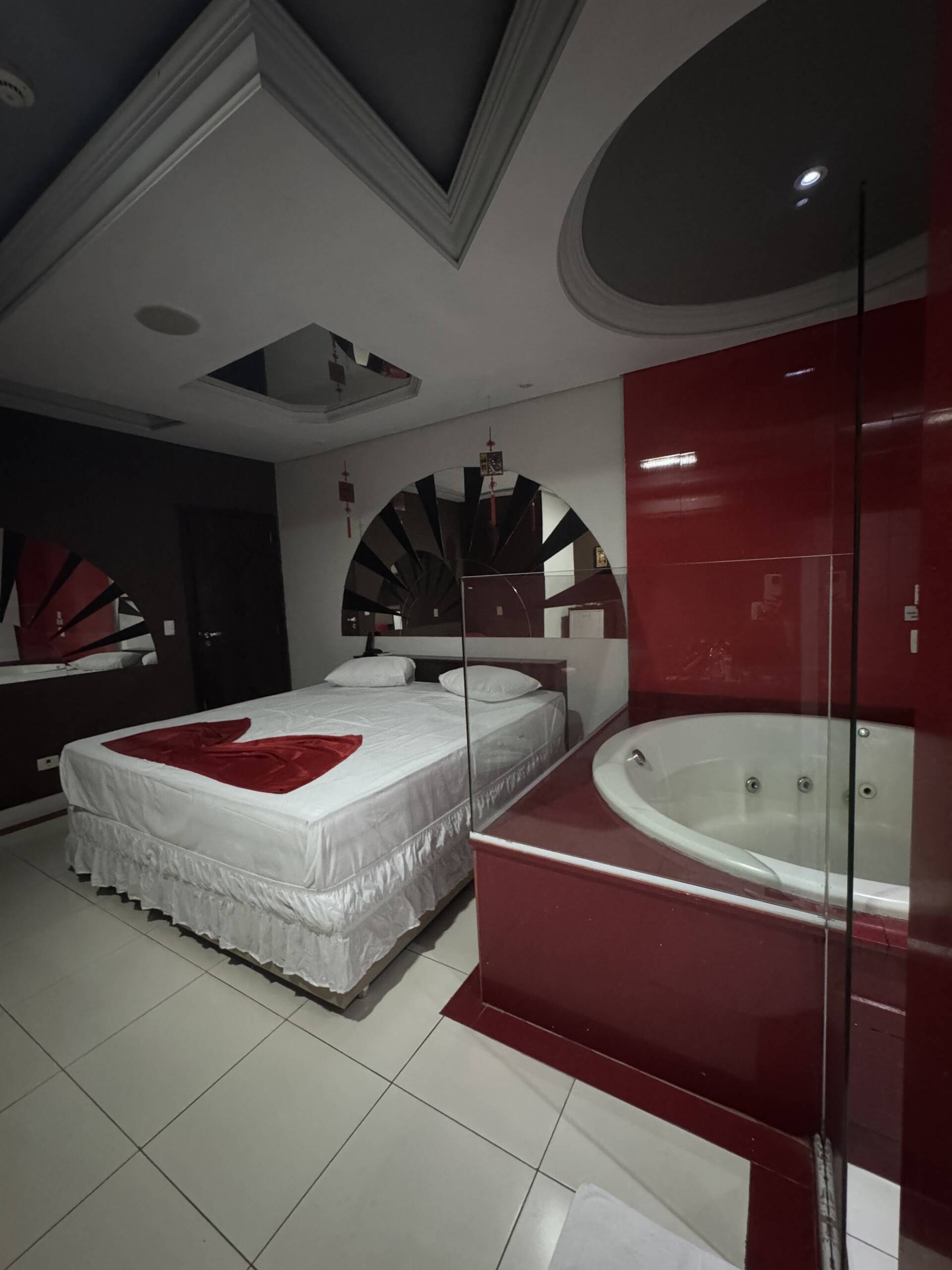 Super Luxo